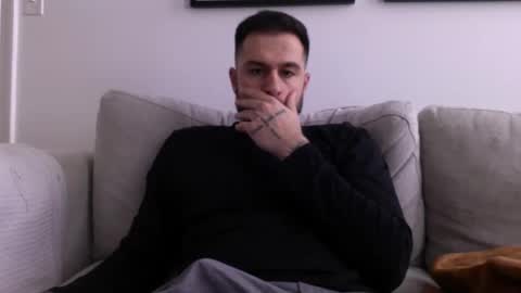 jayg333 online show from April 17, 2026, 3:26 pm