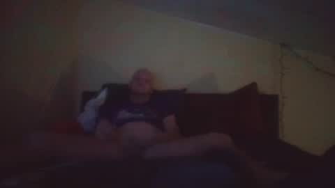 HUngBtmFl online show from April 24, 2026, 10:39 am