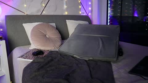 JayJayPink online show from December 29, 2024, 1:06 pm