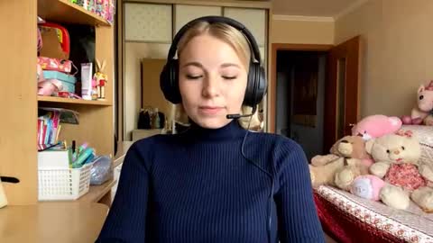 Mira online show from October 13, 2025, 8:36 am