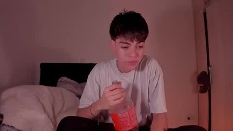 jaythomax online show from December 15, 2024, 9:24 am