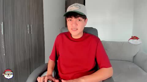 jaythomax online show from December 22, 2025, 9:56 pm