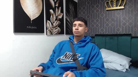 Snapshot of jaze_bradley chatting on February 28, 2025, 11:25 am jaze_bradley online show from February 28, 2025, 11:25 am