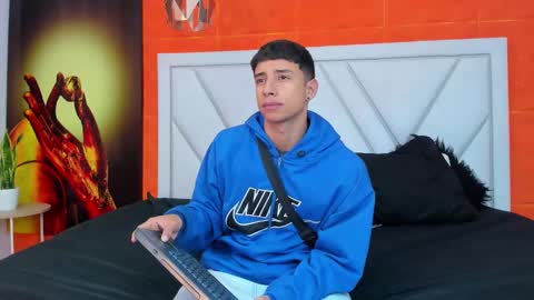 Snapshot of jaze_bradley chatting on March 7, 2025, 11:18 am jaze_bradley online show from March 7, 2025, 11:18 am