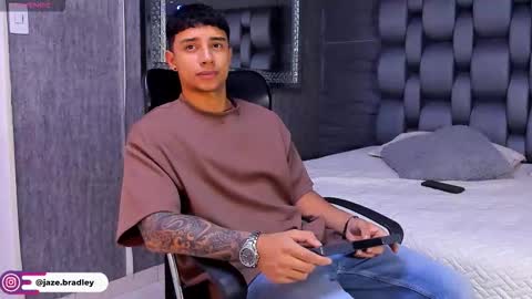 Snapshot of jaze_bradley chatting on September 23, 2025, 11:24 am jaze_bradley online show from September 23, 2025, 11:24 am