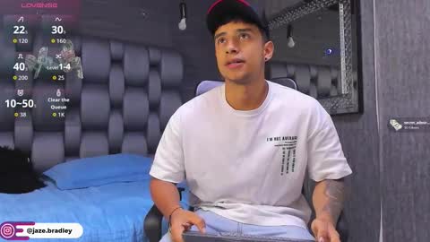 jaze_bradley online show from November 8, 2025, 11:32 am