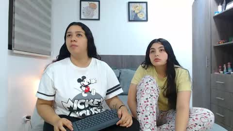 Snapshot of jazmin_dharius chatting on April 14, 2026, 7:47 am Jazmin and Scarlett online show from April 14, 2026, 7:47 am