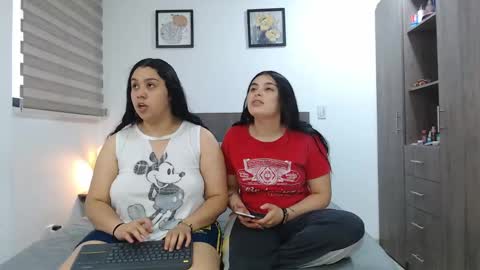 Snapshot of jazmin_dharius chatting on April 23, 2026, 11:20 am Jazmin and Scarlett online show from April 23, 2026, 11:20 am