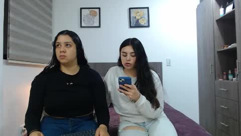 Snapshot of jazmin_dharius chatting on May 12, 2026, 9:39 am Jazmin and Scarlett online show from May 12, 2026, 9:39 am