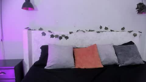 Snapshot of jazmin_flores1 chatting on March 8, 2026, 2:04 am Jazmin online show from March 8, 2026, 2:04 am