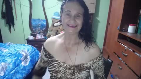 jazmim online show from February 8, 2025, 11:13 pm