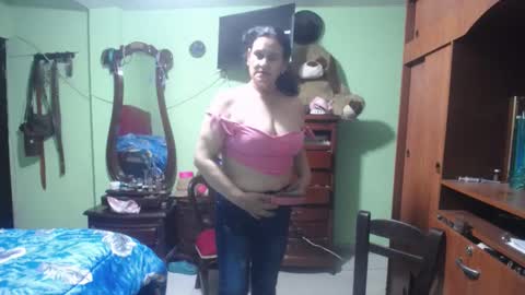jazmim online show from February 28, 2025, 10:17 pm
