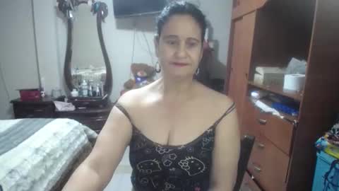 Snapshot of jazmin_rios chatting on March 5, 2026, 11:39 am jazmim online show from March 5, 2026, 11:39 am