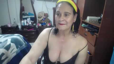jazmim online show from May 1, 2026, 4:11 pm