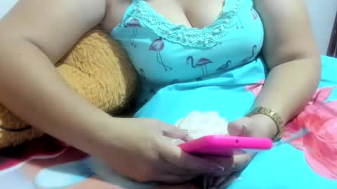 jazmin online show from February 5, 2026, 12:54 pm