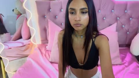 Jazmin  online show from January 16, 2025, 7:20 pm