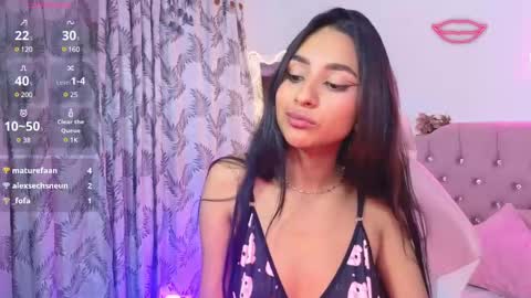 Jazmin  online show from February 25, 2025, 10:29 pm