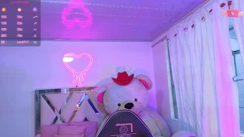 Snapshot of jazmin_tay chatting on September 28, 2025, 11:48 am Jazmin  online show from September 28, 2025, 11:48 am