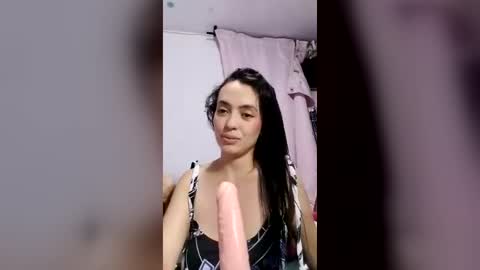 jazminojeda online show from July 25, 2026, 5:16 am