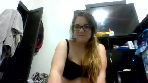 Jazzyrae online show from December 30, 2024, 4:53 am