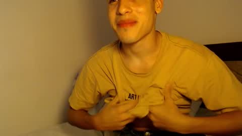 Snapshot of jbunny03 chatting on October 18, 2025, 4:04 am Lin online show from October 18, 2025, 4:04 am