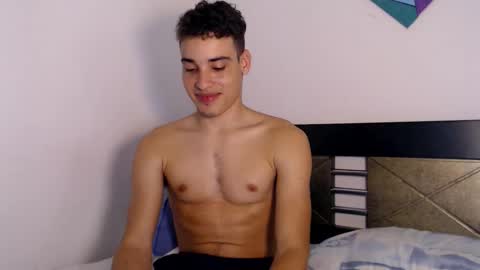 Snapshot of jbunny03 chatting on October 20, 2025, 2:45 am Lin online show from October 20, 2025, 2:45 am