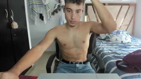 Lin online show from February 3, 2026, 3:28 pm