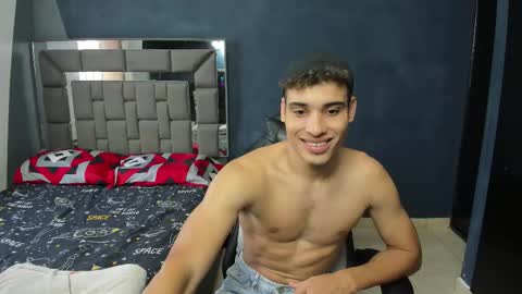 Lin online show from March 2, 2026, 10:49 pm