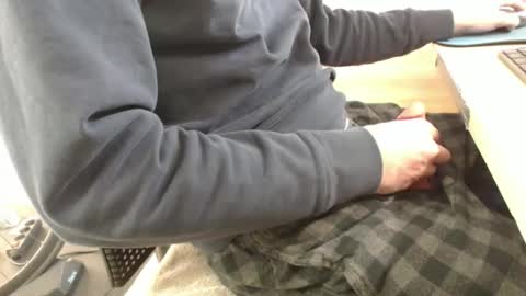 Snapshot of jc200000 chatting on April 6, 2026, 5:03 pm jc200000 online show from April 6, 2026, 5:03 pm