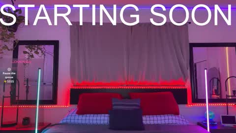 JcMax305 online show from December 19, 2025, 11:39 am