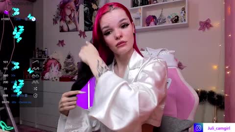 Julia online show from December 29, 2024, 11:18 pm