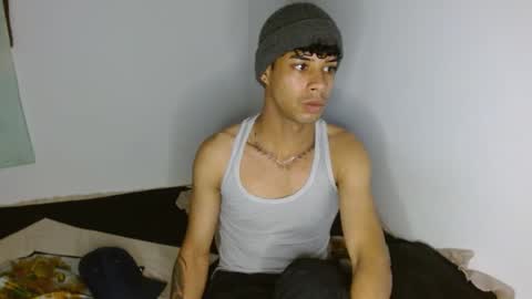 jeampier_sexy online show from December 1, 2024, 11:36 pm