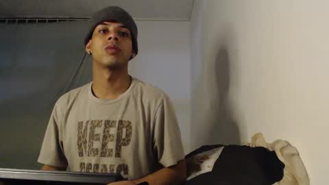 jeampier_sexy online show from February 5, 2025, 11:39 pm