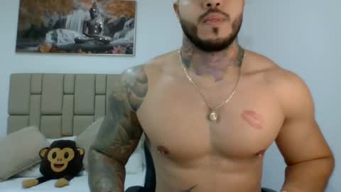 Jean  axelcrow       Modelo Independiente online show from July 24, 2026, 5:38 am