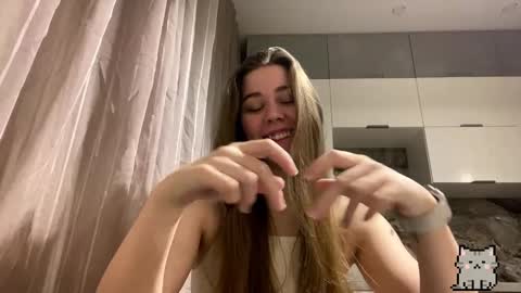 Amanda online show from December 18, 2025, 4:46 pm