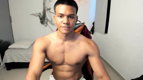 jeanfran_ferrer online show from November 16, 2025, 6:24 pm