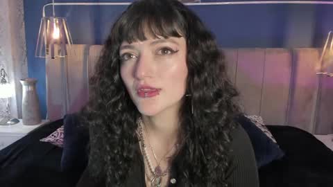 Snapshot of jeannesabatier chatting on September 15, 2025, 7:47 pm Jean online show from September 15, 2025, 7:47 pm