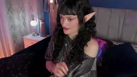 Snapshot of jeannesabatier chatting on September 17, 2025, 8:10 pm Jean online show from September 17, 2025, 8:10 pm