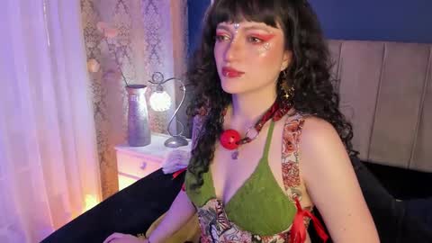 Snapshot of jeannesabatier chatting on September 27, 2025, 8:14 pm Jean online show from September 27, 2025, 8:14 pm