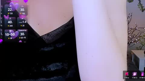 jeanniefox_ online show from February 28, 2025, 4:10 pm