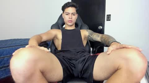 Snapshot of jeeanpii01 chatting on December 14, 2025, 12:32 pm Jeanpii01 online show from December 14, 2025, 12:32 pm