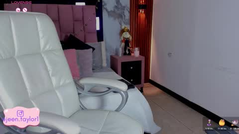 Jeen Taylor online show from October 29, 2025, 9:38 pm