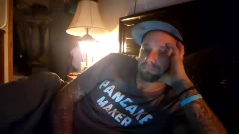 Snapshot of jeffersonjason438 chatting on December 1, 2025, 5:56 am Doingitright online show from December 1, 2025, 5:56 am