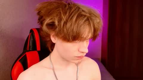 Snapshot of jeffreyue chatting on October 13, 2025, 7:25 pm Jeffrey online show from October 13, 2025, 7:25 pm