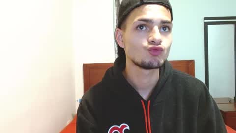 Snapshot of jeffstyle18 chatting on September 30, 2025, 11:43 pm Jeff online show from September 30, 2025, 11:43 pm