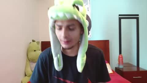 Snapshot of jeffstyle18 chatting on October 5, 2025, 4:49 pm Jeff online show from October 5, 2025, 4:49 pm