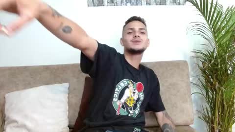 Snapshot of jeffstyle18 chatting on October 26, 2025, 12:05 am Jeff online show from October 26, 2025, 12:05 am