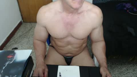 Snapshot of jefmuscletw chatting on October 12, 2025, 12:26 pm brayam online show from October 12, 2025, 12:26 pm