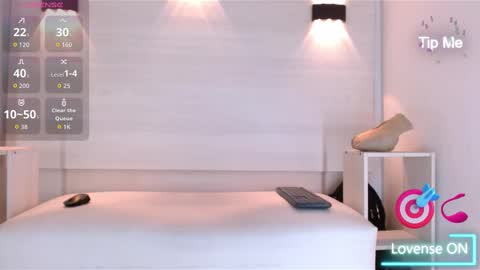 jeic 18 online show from September 20, 2025, 1:12 pm