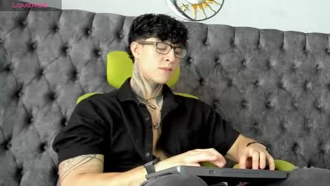 Snapshot of jeins_carter chatting on March 5, 2025, 1:50 pm JC online show from March 5, 2025, 1:50 pm